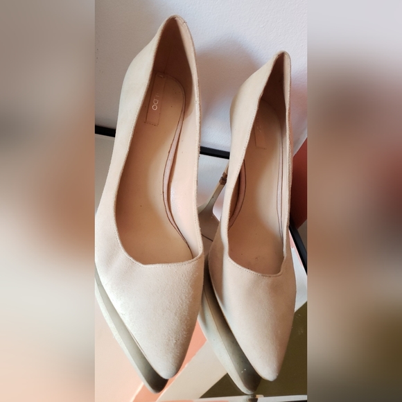 ALDO suedine pump Sz 8 - Picture 3 of 5